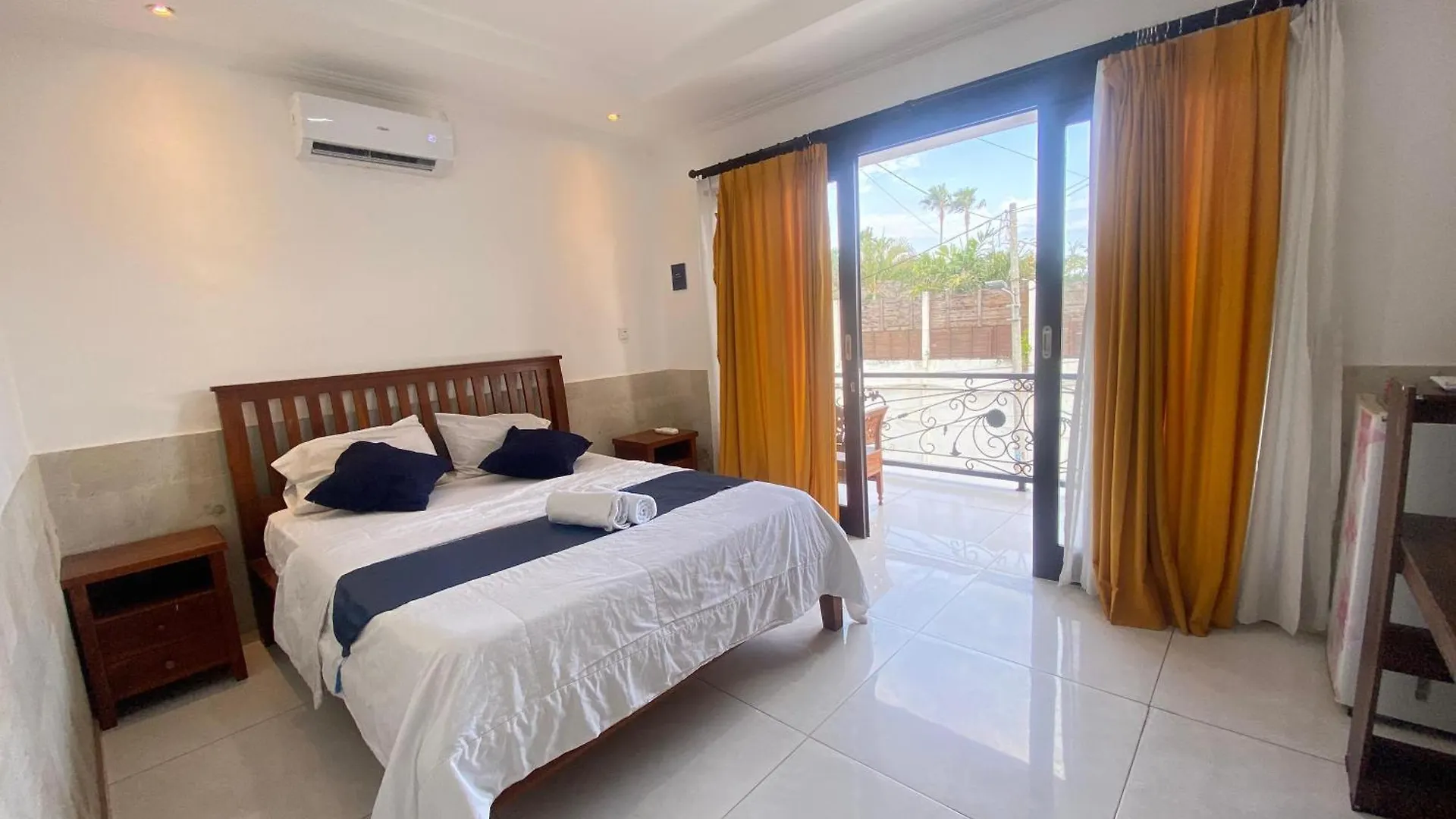 Kgh Hotel Seminyak By Micky Studio