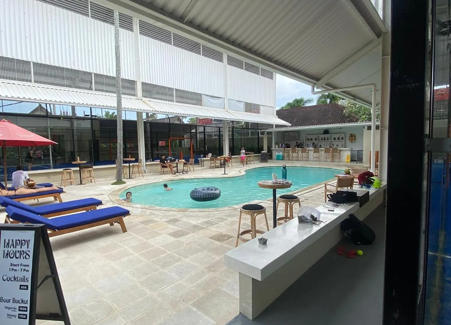 Kgh Hotel Seminyak By Micky Studio Ινδονησία
