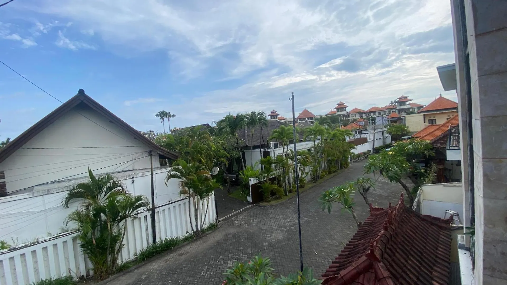 Kgh Hotel Seminyak By Micky Studio 3*, Σεμινιάκ